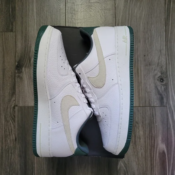 Nike Air Force 1 Low White / Forrest Green - Picture 3 of 5